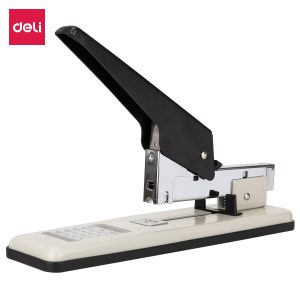 Dập ghim Deli 0394 (100 tờ)
