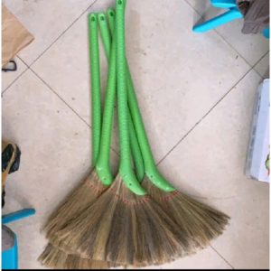 Chổi Đót cán nhựa