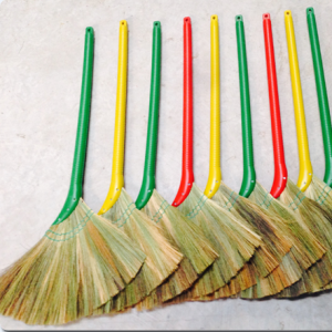 Chổi Đót cán nhựa