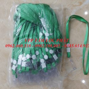 Dây thẻ lụa móc xoay màu xanh lá