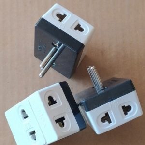 Ổ cắm chia 3 chân cắm tròn